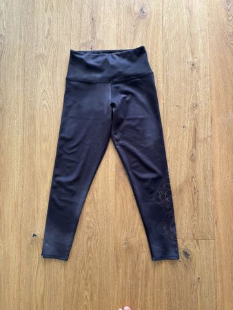 Onzie Sport Leggings Schwarz mit Muster, Grösse M\L